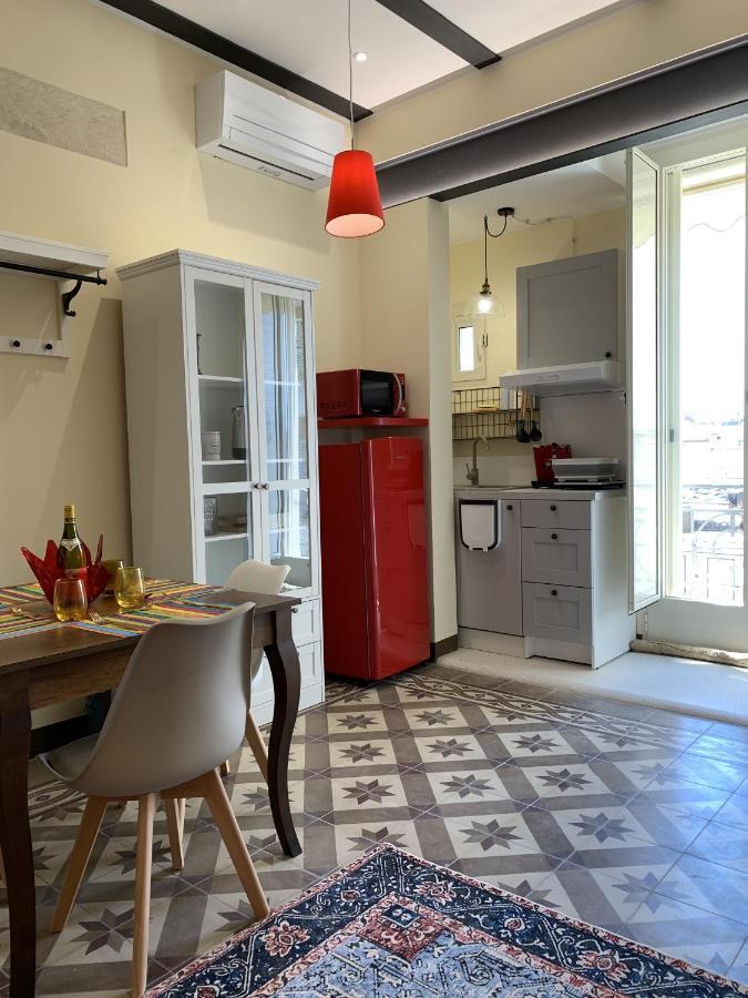 Piazza Fontana Luxury Bed and Breakfast Galatina Exteriör bild